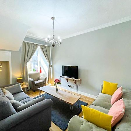 Charming 3 Bed Apartment In Old Town Edinburgh Kültér fotó